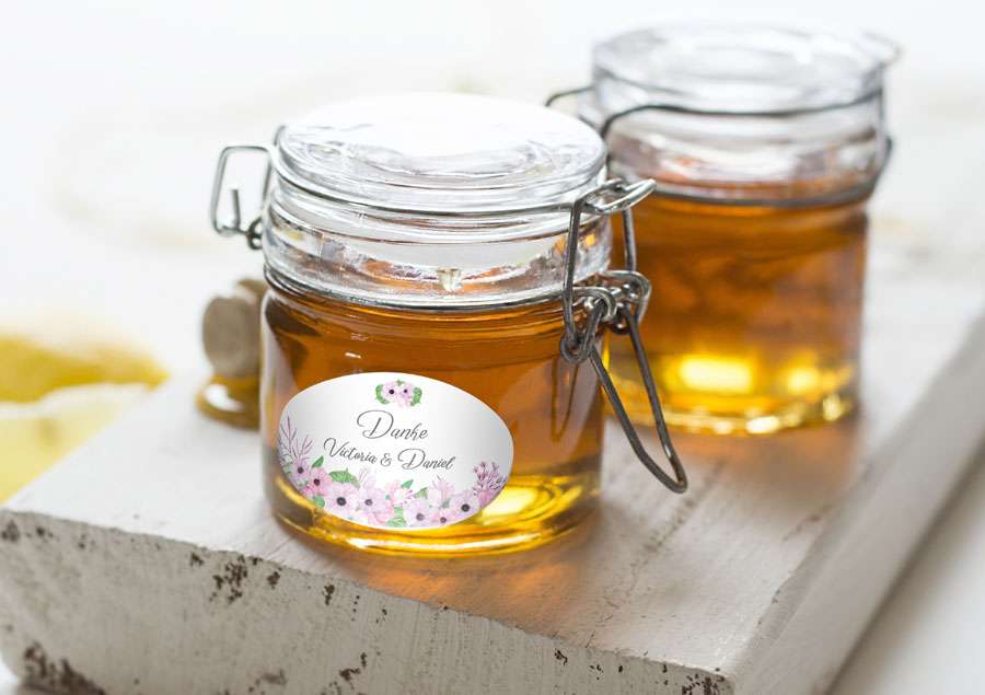Marmelade & Kuchen im Glas als Gastgeschenk für die Hochzeit Pixel